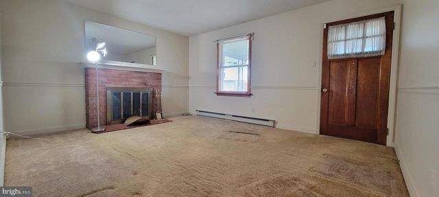 221 DEVONSHIRE RD, Hagerstown, MD 21740