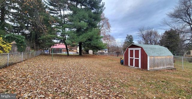 221 DEVONSHIRE RD, Hagerstown, MD 21740