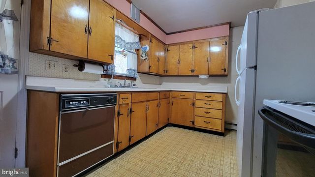 221 DEVONSHIRE RD, Hagerstown, MD 21740