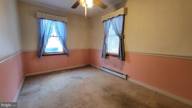 221 DEVONSHIRE RD, Hagerstown, MD 21740