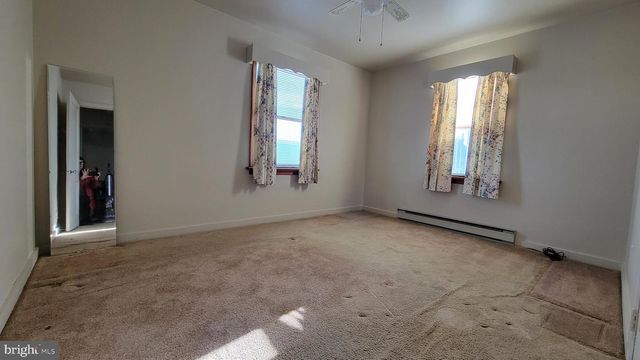 221 DEVONSHIRE RD, Hagerstown, MD 21740