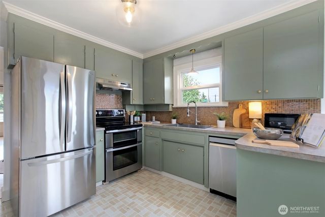 1920 N Stevens Street, Tacoma, WA 98406