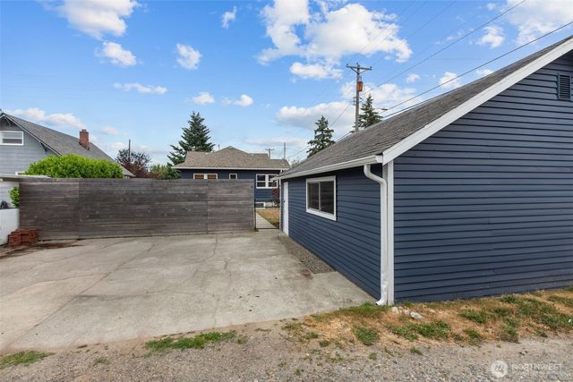 1920 N Stevens Street, Tacoma, WA 98406