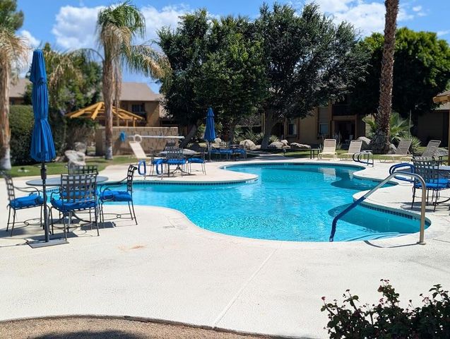 48255 Monroe Street 33, Indio, CA 92201