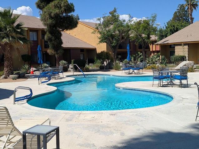 48255 Monroe Street 33, Indio, CA 92201