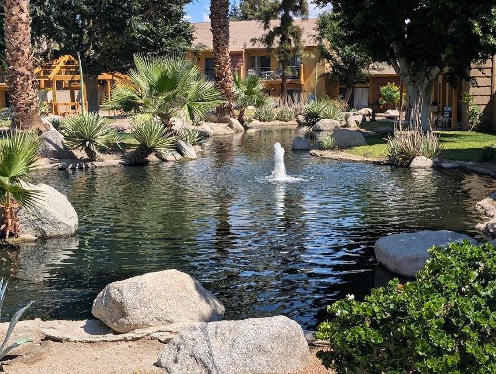 48255 Monroe Street 33, Indio, CA 92201