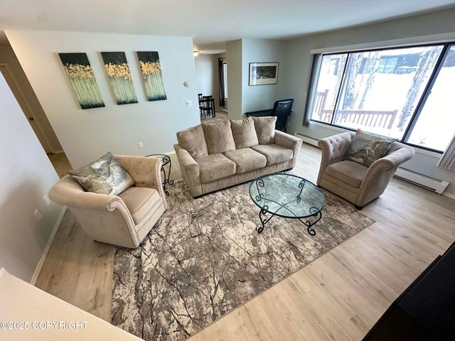 2808 Iris Drive, Anchorage, AK 99517