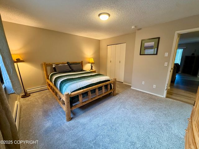 2808 Iris Drive, Anchorage, AK 99517