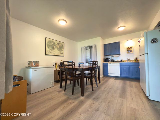 2808 Iris Drive, Anchorage, AK 99517