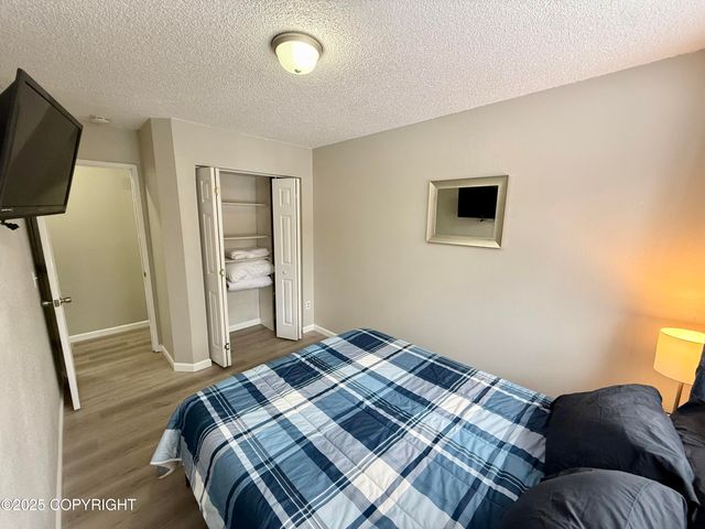 2808 Iris Drive, Anchorage, AK 99517