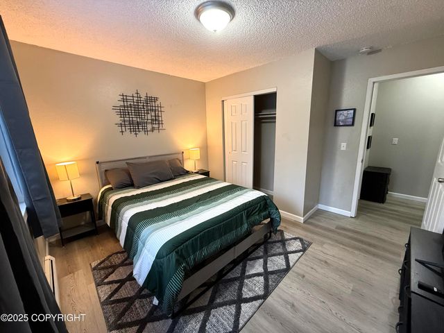 2808 Iris Drive, Anchorage, AK 99517
