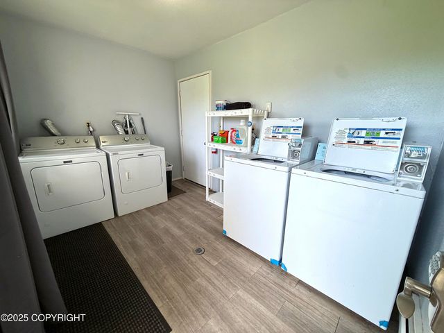2808 Iris Drive, Anchorage, AK 99517