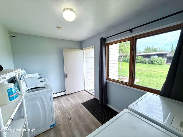2808 Iris Drive, Anchorage, AK 99517