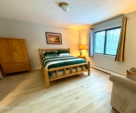 2808 Iris Drive, Anchorage, AK 99517