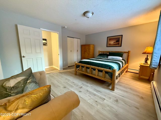 2808 Iris Drive, Anchorage, AK 99517