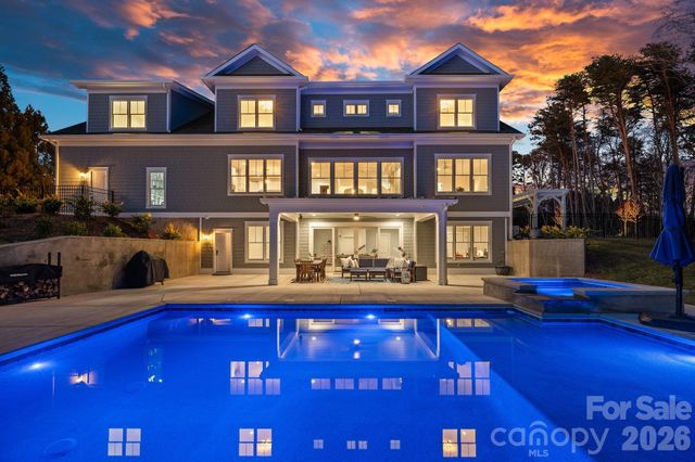 111 Kent Court, Mooresville, NC 28117