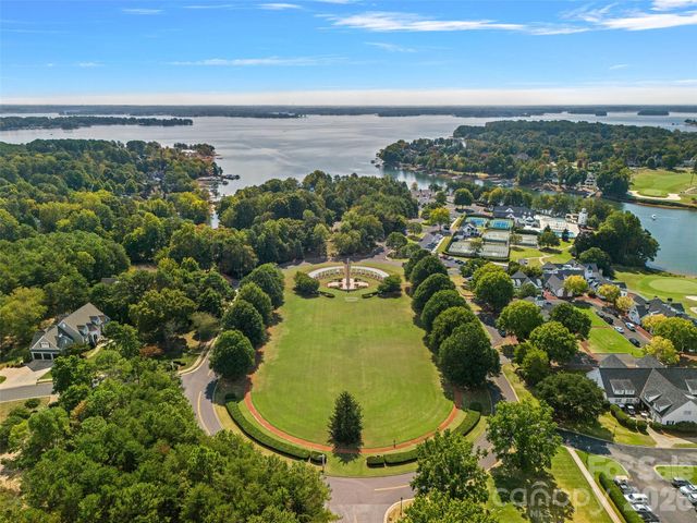 111 Kent Court, Mooresville, NC 28117