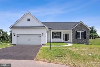 87 EAGLE LN #LOT 5, Hanover, PA 17331