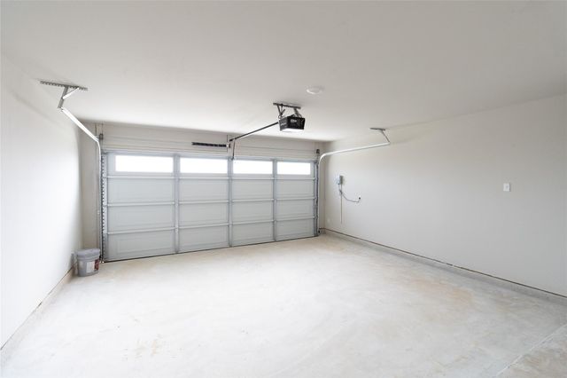 325 Coda XING, Georgetown, TX 78633