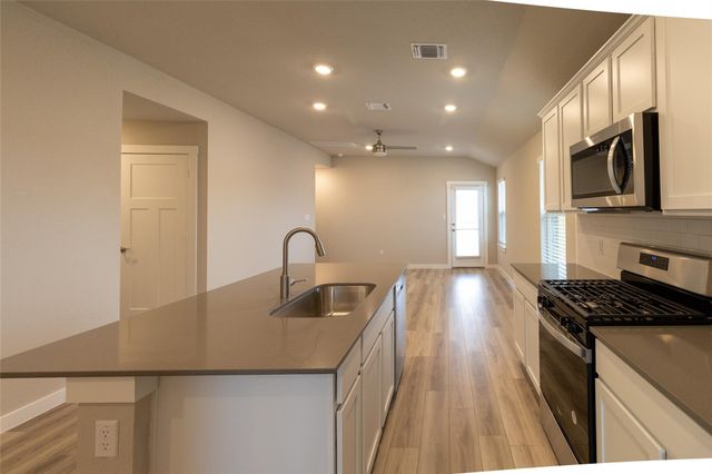 325 Coda XING, Georgetown, TX 78633