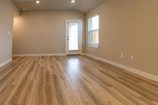 325 Coda XING, Georgetown, TX 78633