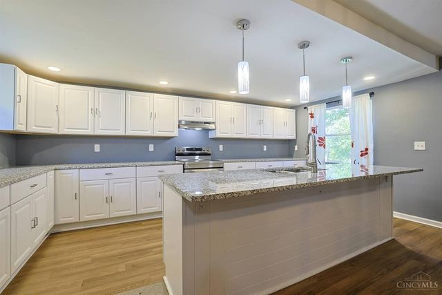 1277 Brushwood Avenue, Cincinnati, OH 45224
