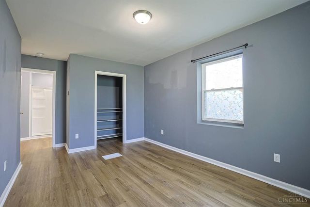 1277 Brushwood Avenue, Cincinnati, OH 45224