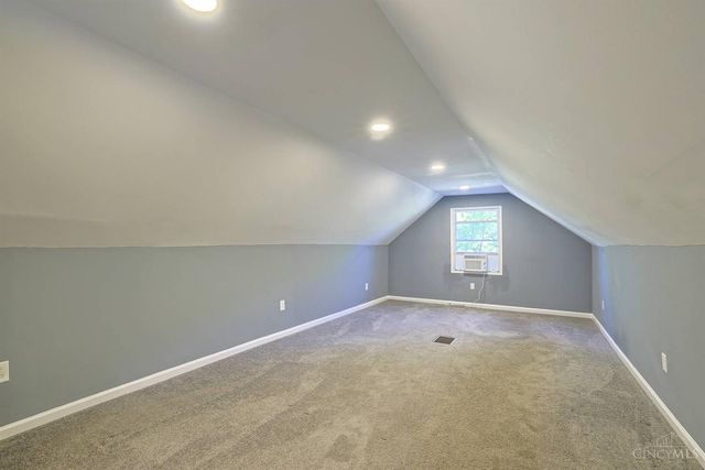 1277 Brushwood Avenue, Cincinnati, OH 45224