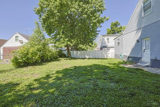 1277 Brushwood Avenue, Cincinnati, OH 45224