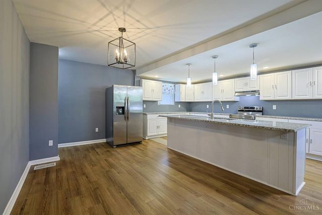 1277 Brushwood Avenue, Cincinnati, OH 45224