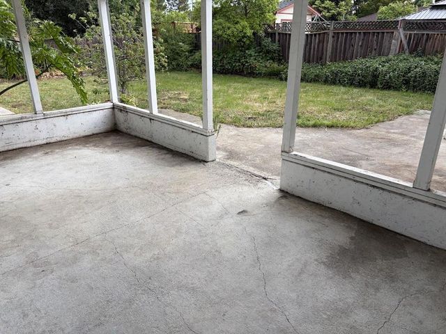 10176 S Tantau Avenue, Cupertino, CA 95014