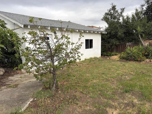 10176 S Tantau Avenue, Cupertino, CA 95014