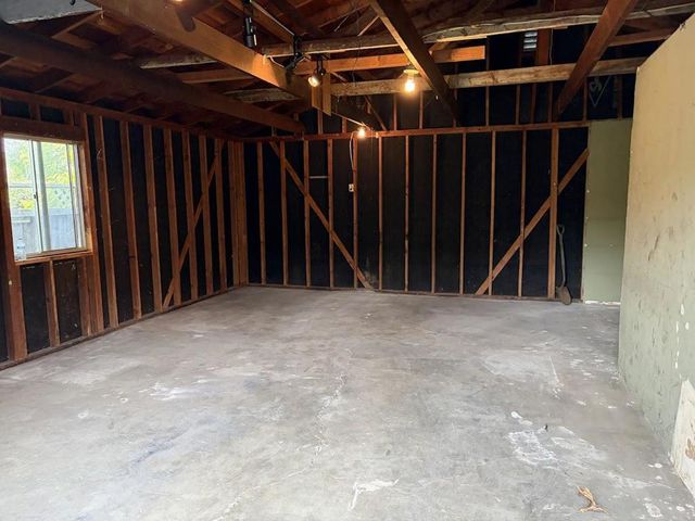 10176 S Tantau Avenue, Cupertino, CA 95014