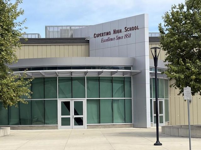 10176 S Tantau Avenue, Cupertino, CA 95014