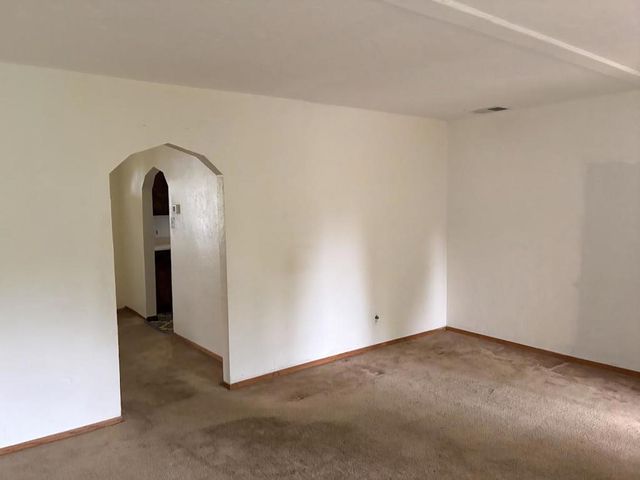 10176 S Tantau Avenue, Cupertino, CA 95014