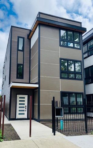 155 N La Crosse Avenue, Chicago, IL 60644