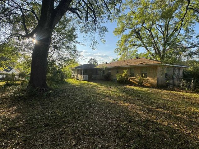 102 Bramlette Lane, Longview, TX 75601