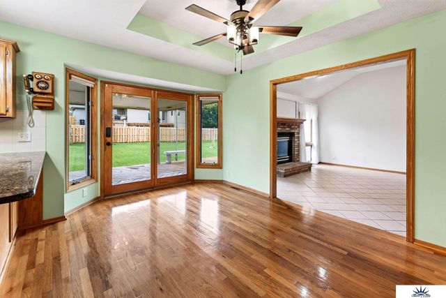 16110 Emiline Street, Omaha, NE 68136