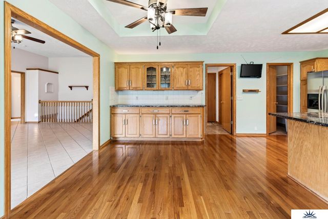 16110 Emiline Street, Omaha, NE 68136