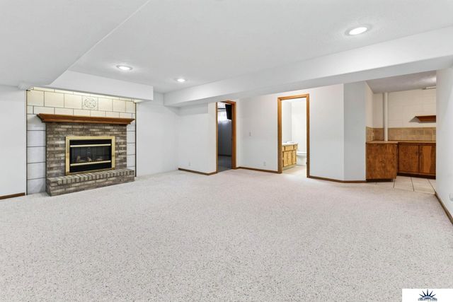 16110 Emiline Street, Omaha, NE 68136