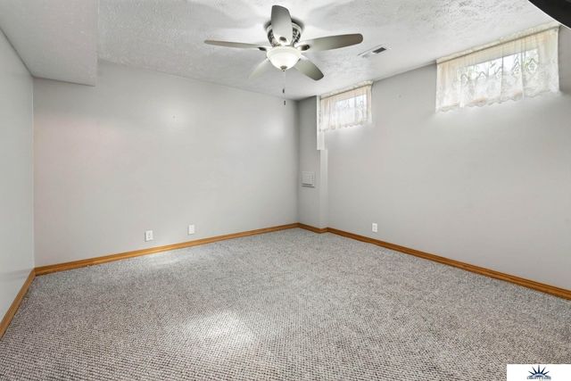 16110 Emiline Street, Omaha, NE 68136