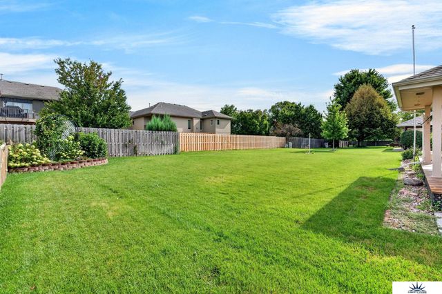 16110 Emiline Street, Omaha, NE 68136