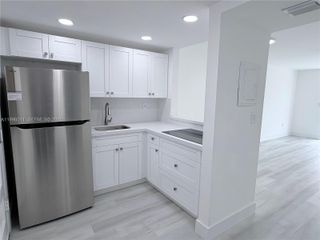 2980 Point East Dr D112, Aventura, FL 33160