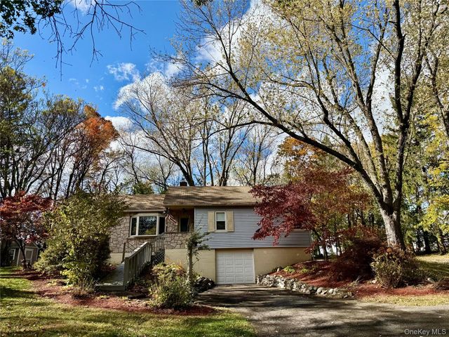 43 Kobelt Drive, Wallkill, NY 12589