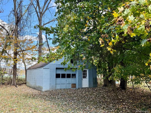 43 Kobelt Drive, Wallkill, NY 12589