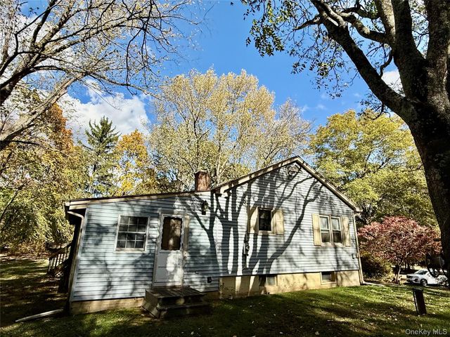 43 Kobelt Drive, Wallkill, NY 12589