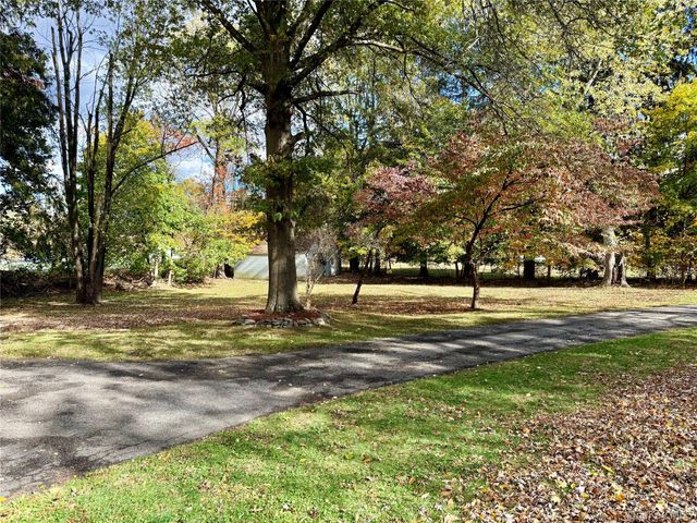 43 Kobelt Drive, Wallkill, NY 12589