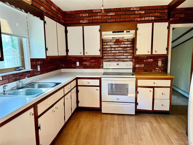 43 Kobelt Drive, Wallkill, NY 12589