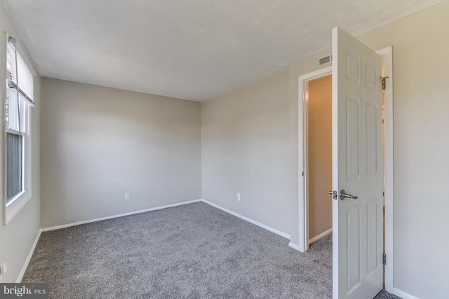 7946 SUTHERLAND CT, Pasadena, MD 21122