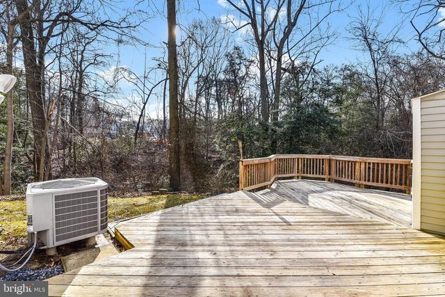 7946 SUTHERLAND CT, Pasadena, MD 21122